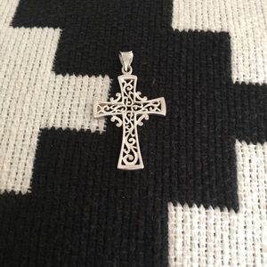 925 Thailand Sterling silver cross pendant